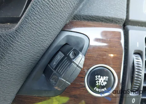 2013 BMW X6 xDrive35I z USA, uszkodzony, nr VIN 5UXFG2C52DL784175